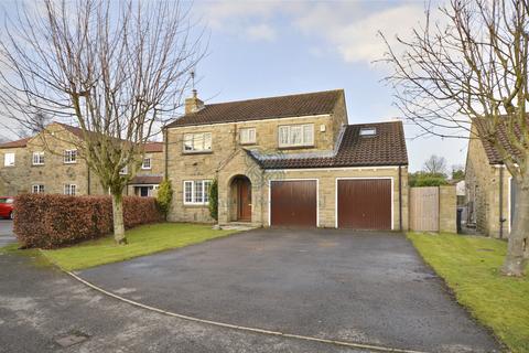 Monk Fryston, Leeds LS25 4 bed detached house for sale