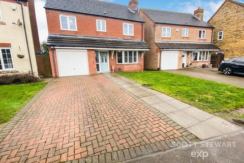 Morris Close, Peterborough PE7 4 bed detached house for sale
