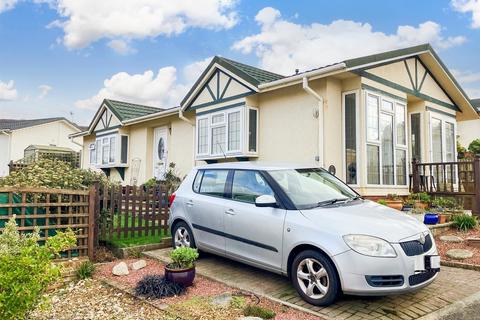 Court Farm Road, Newhaven, East Sussex 2 bed park home for sale