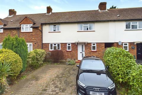 Newlands Close, Hersham... 3 bed terraced house for sale