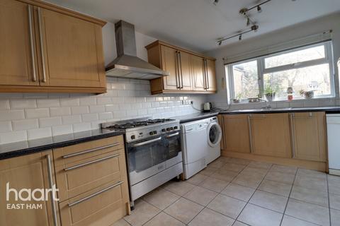 Sherrard Road, London 3 bed terraced house for sale