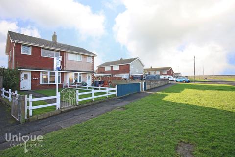 Chatsworth Avenue,  Fleetwood, FY7 3 bed semi
