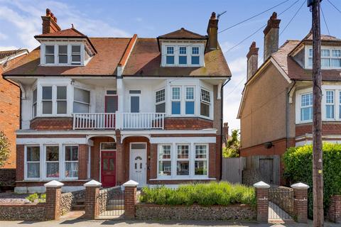 Sutton Park Road, Seaford 5 bed semi