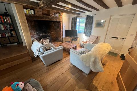Chapel Hill, Halstead CO9 3 bed terraced house for sale