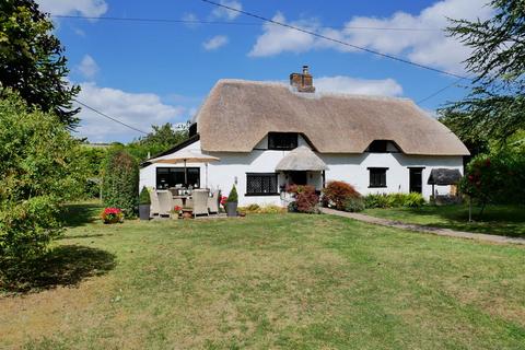 Park Lane, Cherhill 4 bed detached house for sale