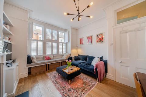 Hazelbourne Road, Balham 2 bed flat for sale