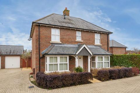 Pynham Crescent, Hambrook, PO18 3 bed detached house for sale