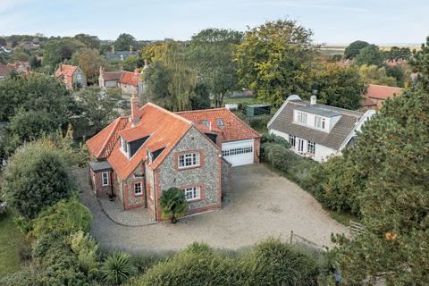 Blakeney 5 bed detached house for sale