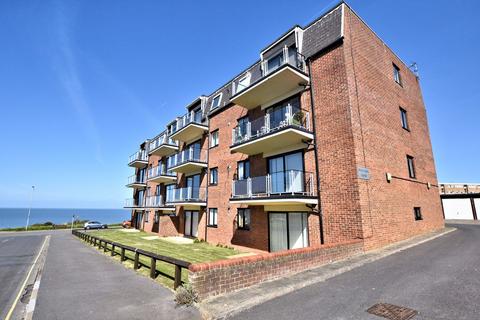 Cliff Parade, Hunstanton, PE36 2 bed apartment for sale