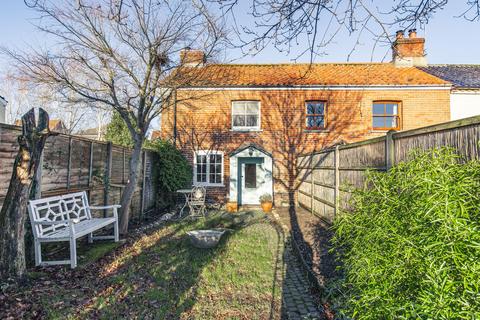 Hindolveston 2 bed cottage for sale