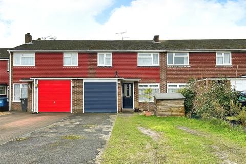 Christchurch Drive, Blackwater, Surrey 3 bed terraced house for sale