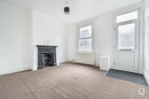 Ufton Lane, Sittingbourne, Kent, ME10 3 bed terraced house for sale