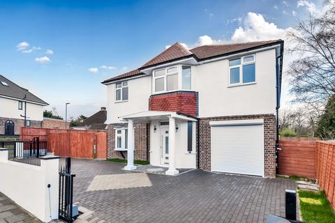 Hill Road, Pinner, HA5 5 bed detached house for sale