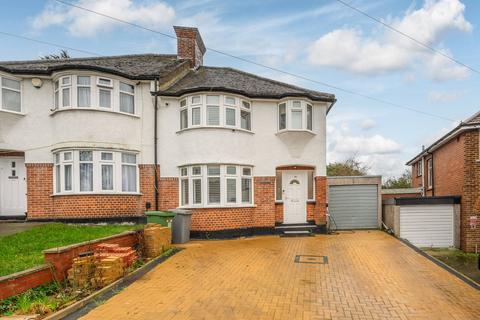 Beverley Gardens, Wembley Park... 3 bed semi