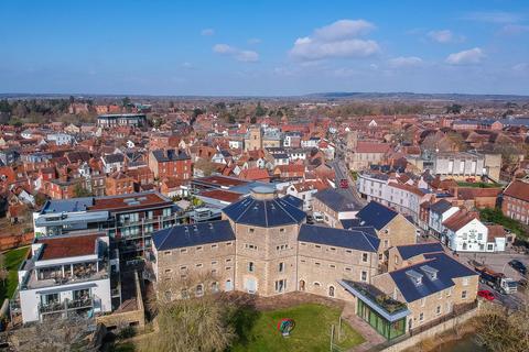 The Old Gaol, Abingdon, OX14 2 bed apartment for sale