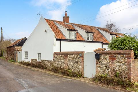 2 bedroom cottage for sale