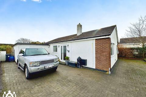 Cae Rhos, Holyhead, LL65 3 bed bungalow for sale
