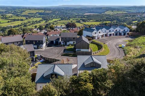 Launceston 2 bed detached house for sale