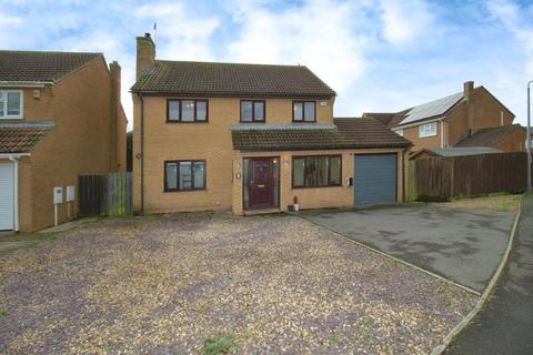 Penwald Close, Crowland, PE6 0AQ 4 bed detached house for sale