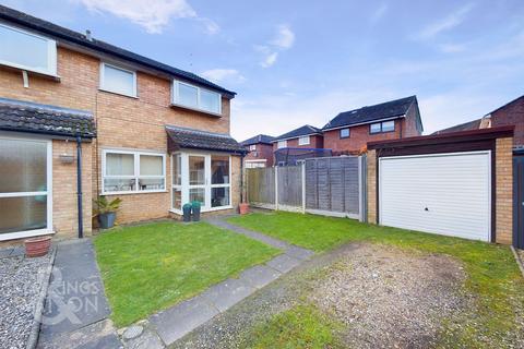 Berryfields, Brundall, Norwich 3 bed end of terrace house for sale