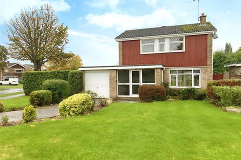 St. Nicolas Park Drive, Warwickshire... 3 bed detached house for sale