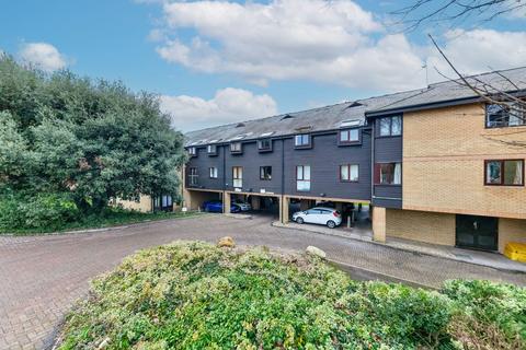 Old North Road, Royston SG8 1 bed flat for sale