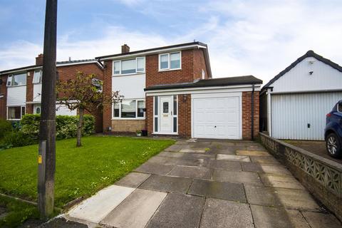 Winchester Road, Radcliffe, Manchester 3 bed detached house for sale