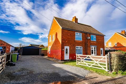 Roxton Avenue, Keelby, Grimsby, DN41 2 bed semi