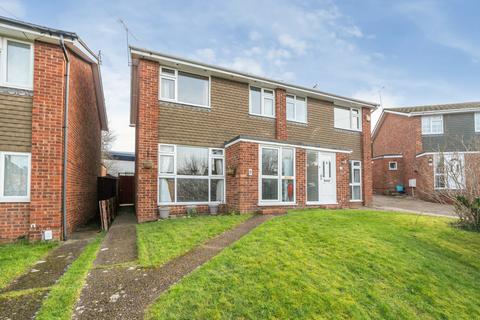 Switchback Close, Maidenhead, Berkshire 3 bed semi