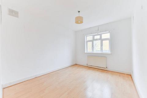 Lower Addiscombe Road, East Croydon... 2 bed flat for sale