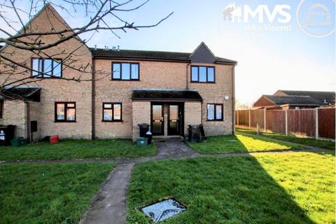 Parklands Court, Saxmundham Way... 1 bed apartment for sale