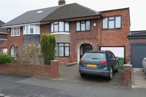 Wango Lane, Aintree Village... 4 bed semi