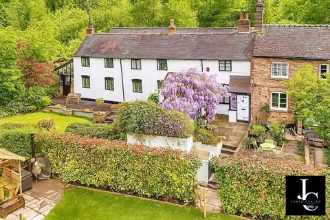 Ladywood, Telford TF8 3 bed terraced house for sale