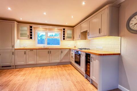 Birch Grove, The Elms, Torksey... 2 bed park home for sale