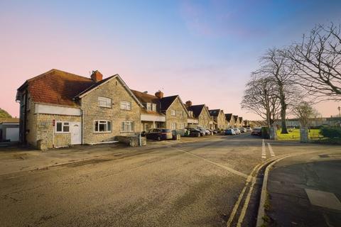 Merriman Road, Street, BA16 3 bed semi