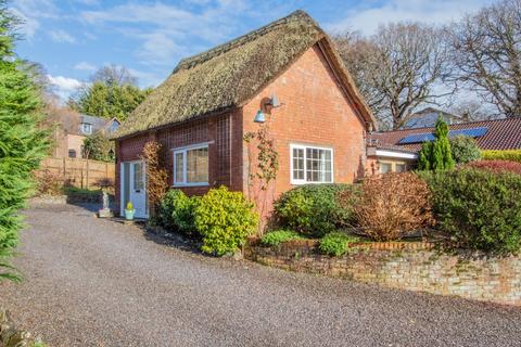 West Hill Road, West Hill 1 bed detached bungalow for sale