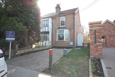 Adelaide Villas, Gardiners Lane... 3 bed semi