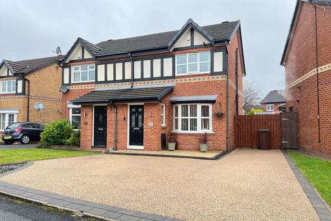 Warwick Close, Richmond Park... 3 bed semi