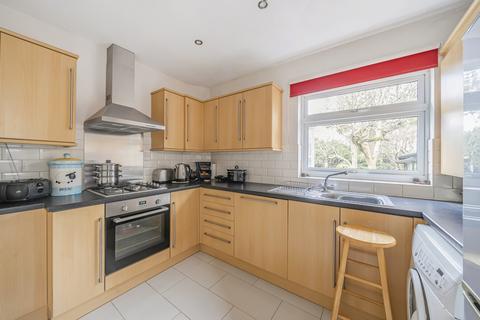 Coniston Road, Surrey GU22 3 bed bungalow for sale