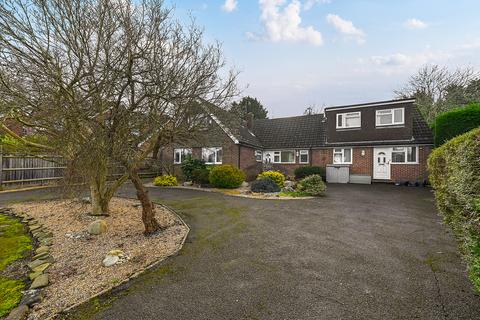 Pine Drive, Camberley GU17 6 bed detached house for sale