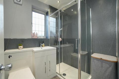 Chatsworth Avenue, Strensall, York 2 bed semi