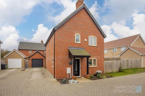 Hare View, Great Ellingham 3 bed detached house for sale