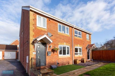 3 bedroom semi-detached house for sale