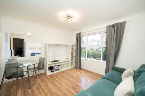 London W4 1 bed apartment for sale