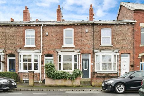 Southern Road, Greater Manchester M33 2 bed terraced house for sale