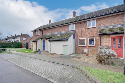 Norfolk Road, Wyton 2 bed terraced house for sale