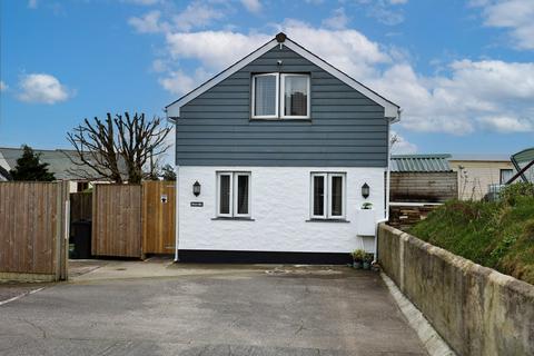 Scredda, St Austell, PL26 2 bed detached house for sale