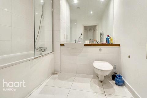 HARROW 1 bed apartment for sale