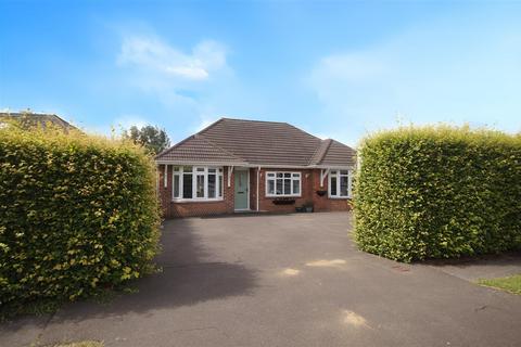 Pulens Crescent 3 bed detached bungalow for sale