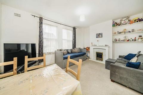 Mitcham Road, London SW17 1 bed flat for sale